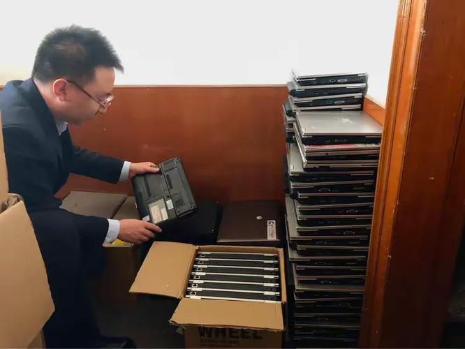 金科部完成笔记本电脑更新工作